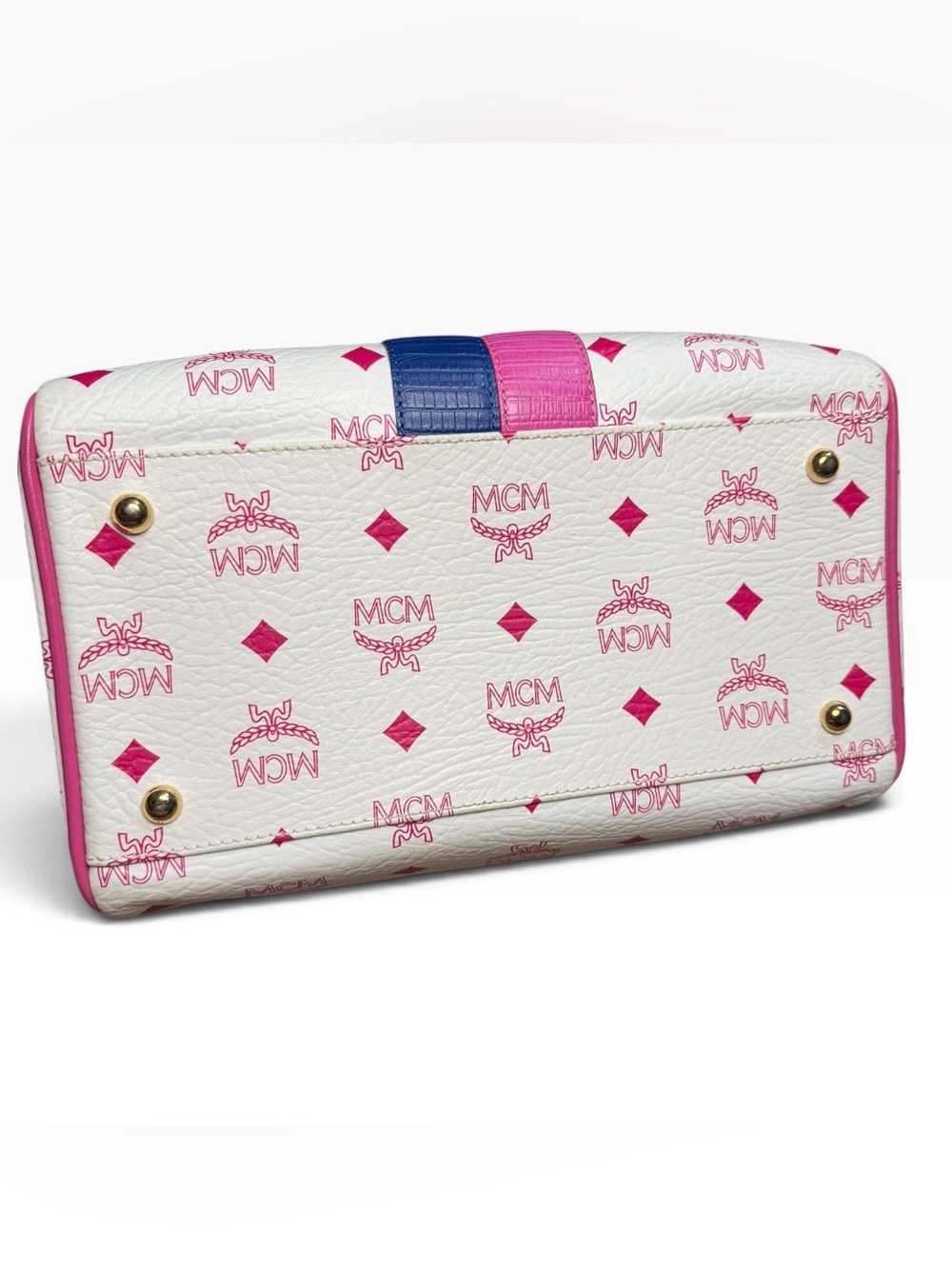 MCM White and Pink Visetos Leather Princess Lion Boston Bag - Picture 6 of 10